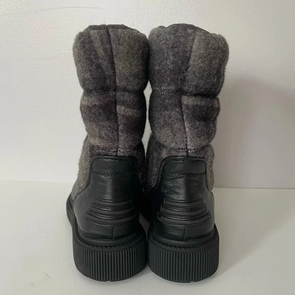 NEW Franco Sarto Jenze Cold Weather Boots Womens Size 7M Gray Plaid